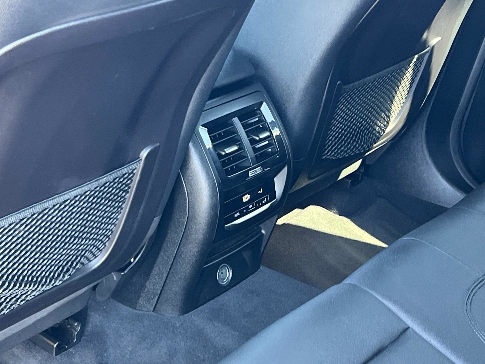 Used 2019 BMW X3 sDrive30i w/ Driving Assistance Package image 21