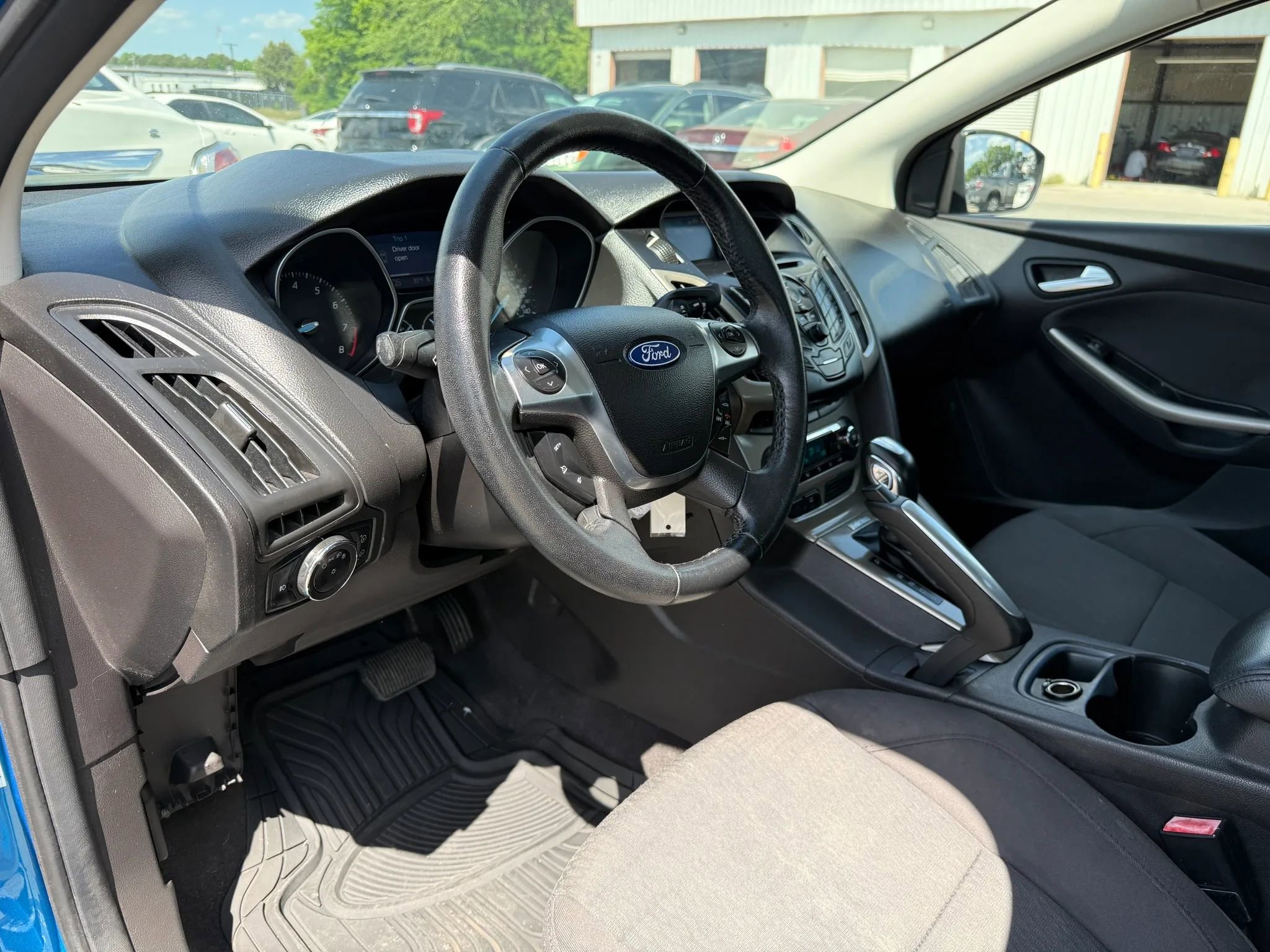 Used 2012 Ford Focus SEL image 17
