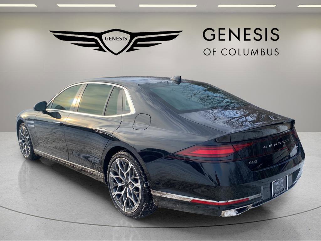 Used 2025 Genesis G90 3.5T image 3