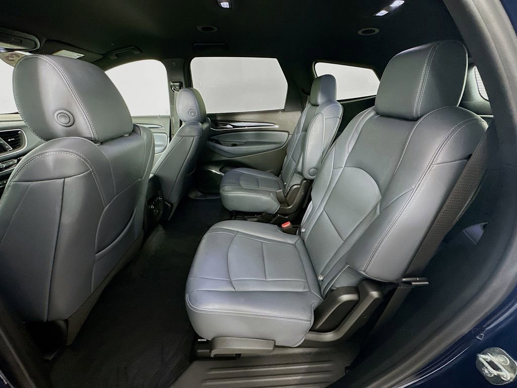 Used 2023 Buick Enclave Essence image 29