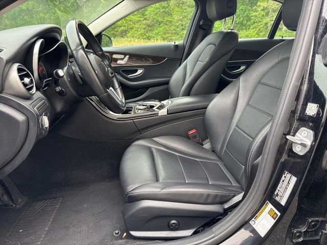 Used 2019 Mercedes-Benz C 300 4MATIC Sedan w/ Multimedia Package image 6