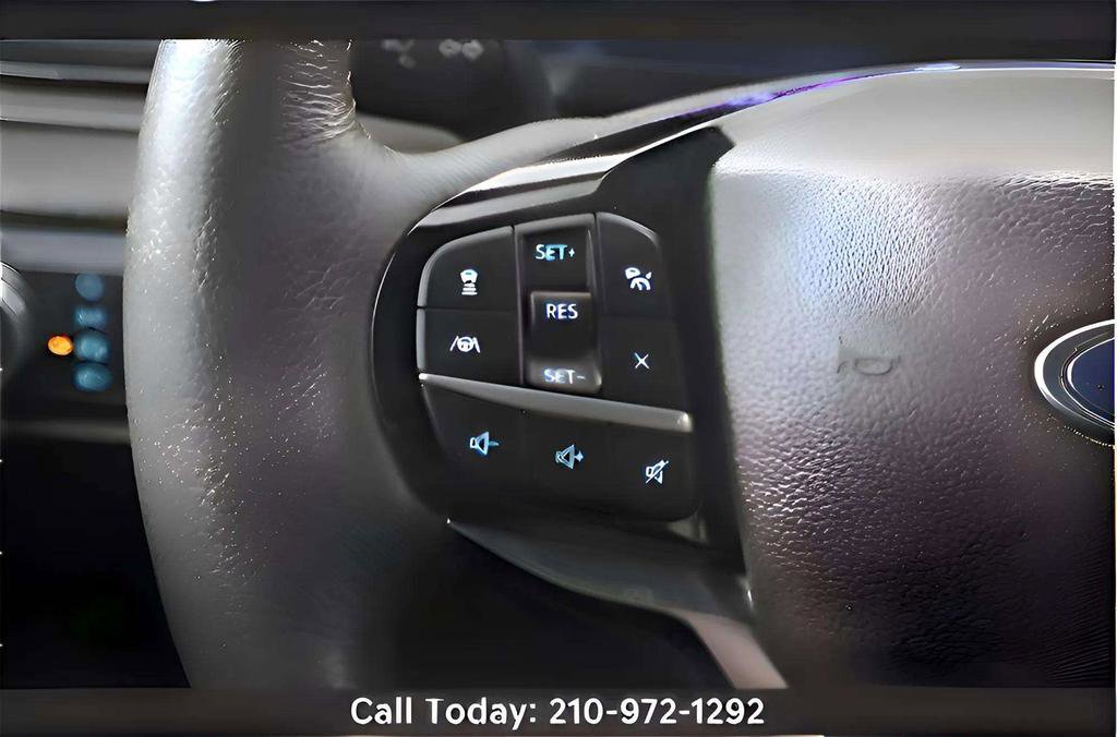 Used 2023 Ford Explorer King Ranch w/ Technology Package RWD image 27