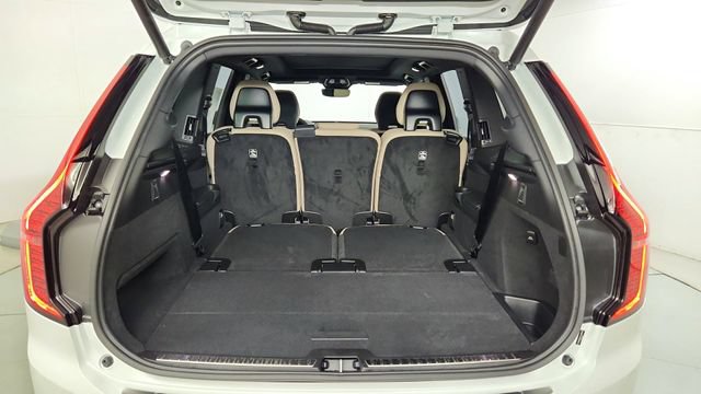 New 2026 Volvo XC90 T8 Plus w/ Protection Package Premier AWD/4WD image 43
