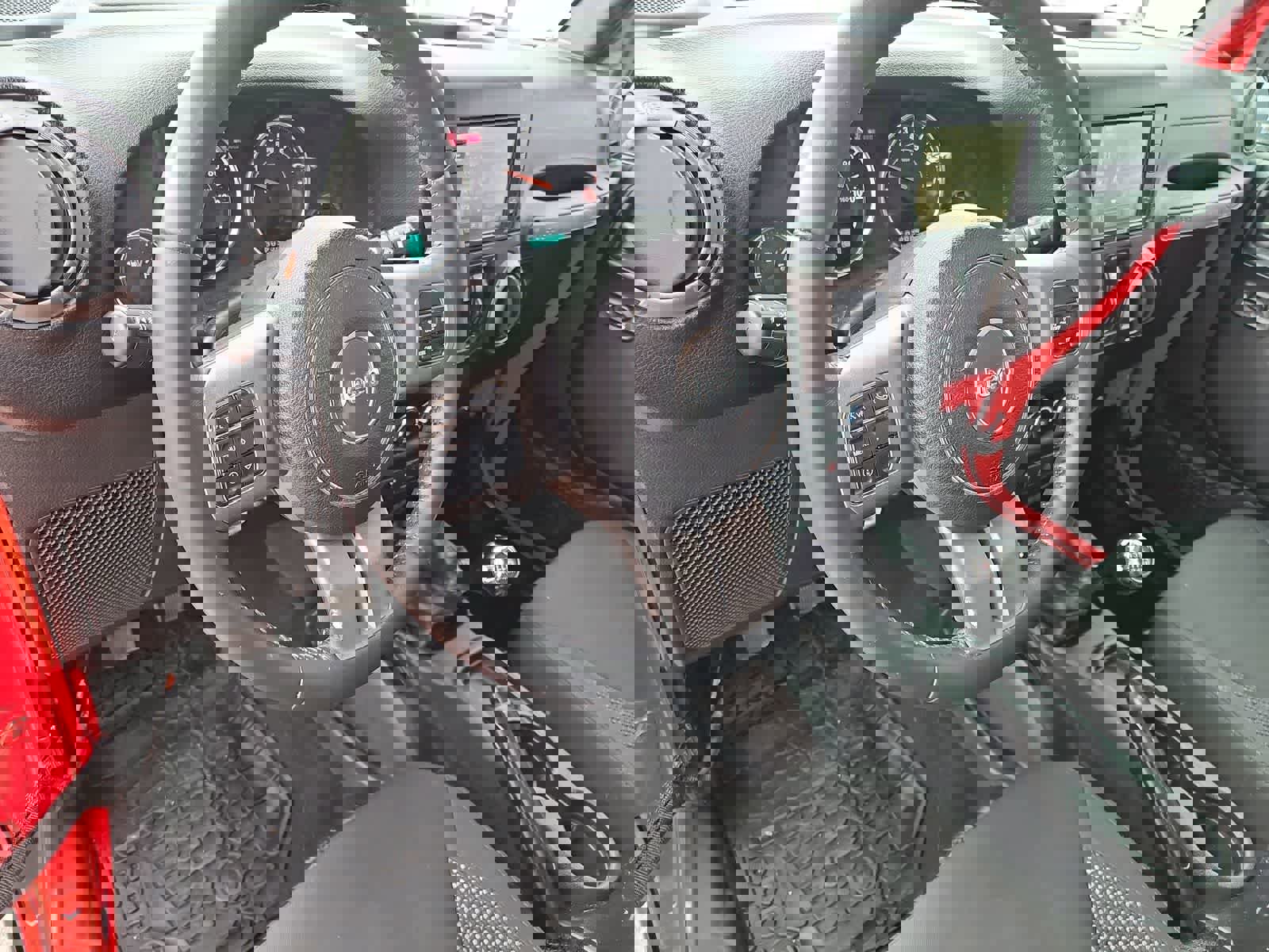 Used 2016 Jeep Wrangler Unlimited Sport image 12