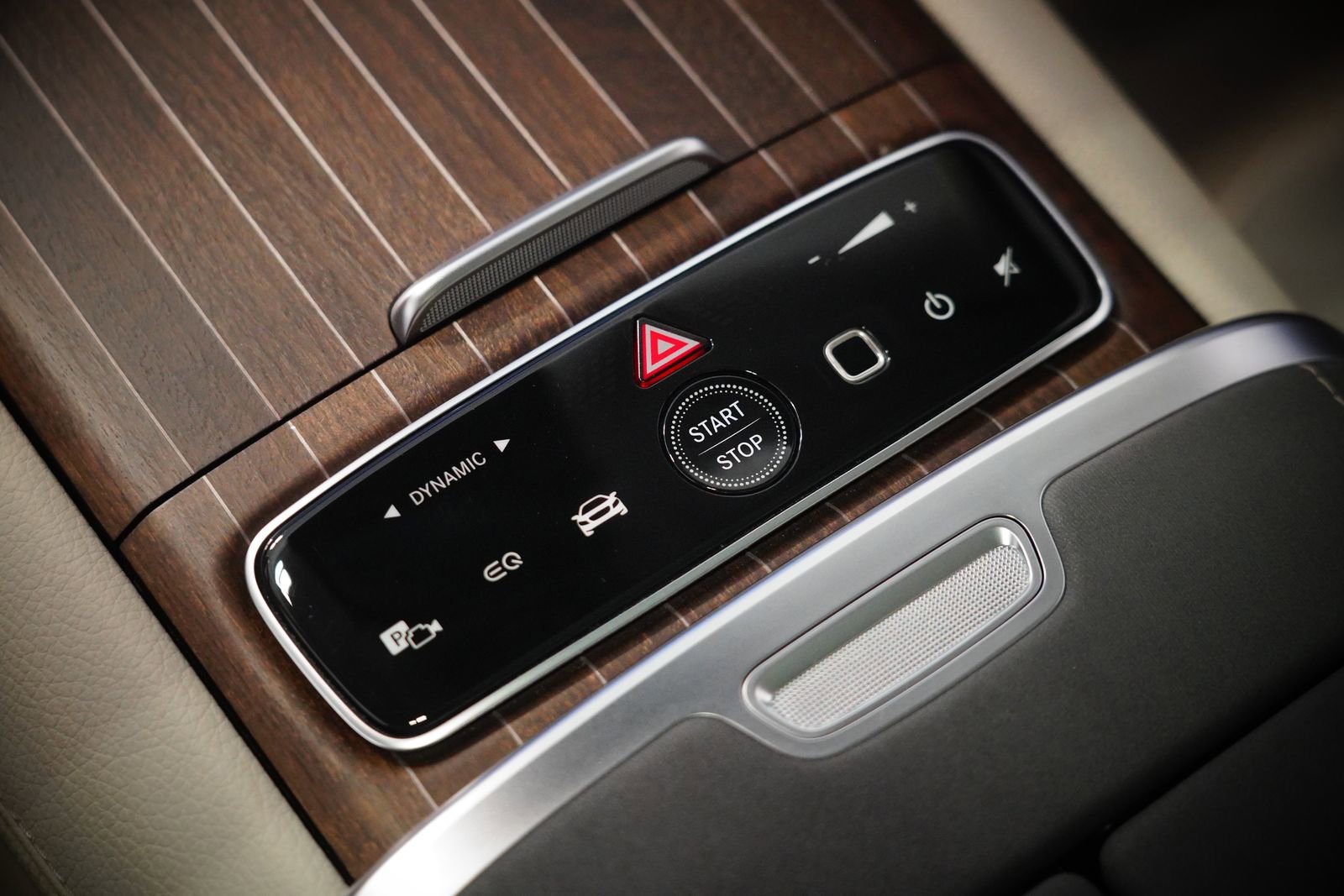 Used 2023 Mercedes-Benz EQS 580 4MATIC Sedan image 27