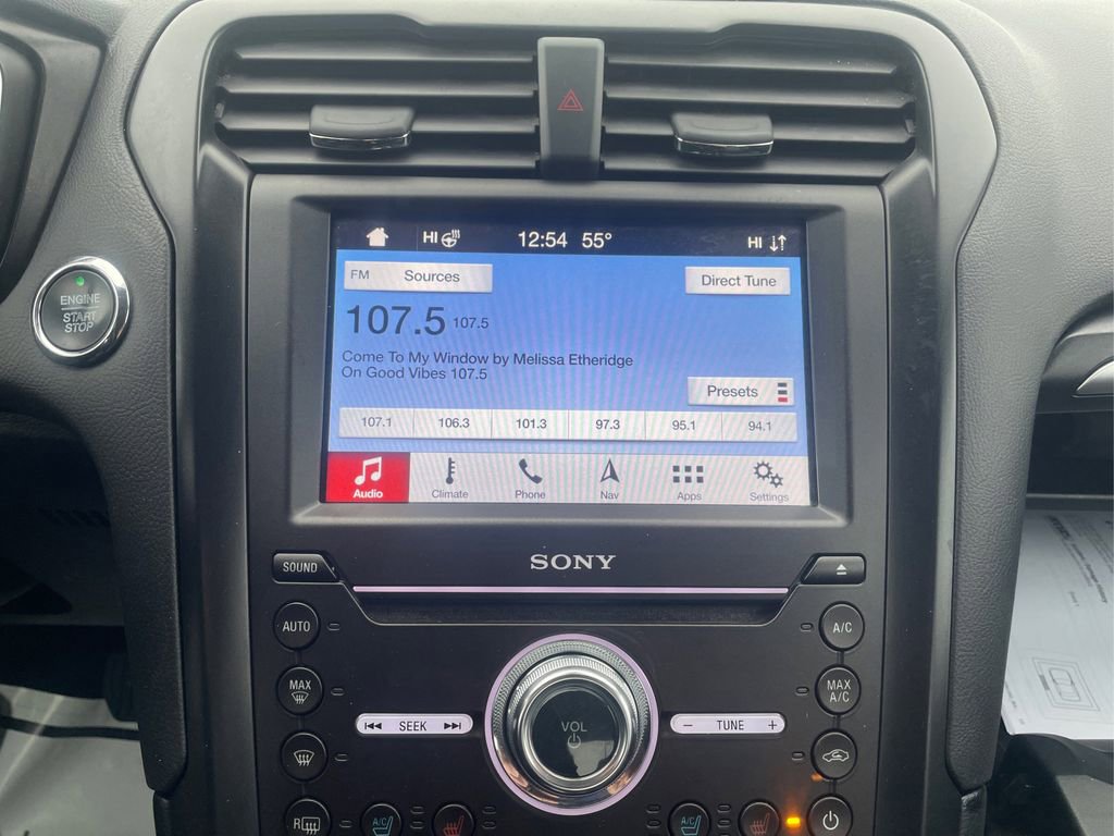 Used 2019 Ford Fusion Titanium image 11