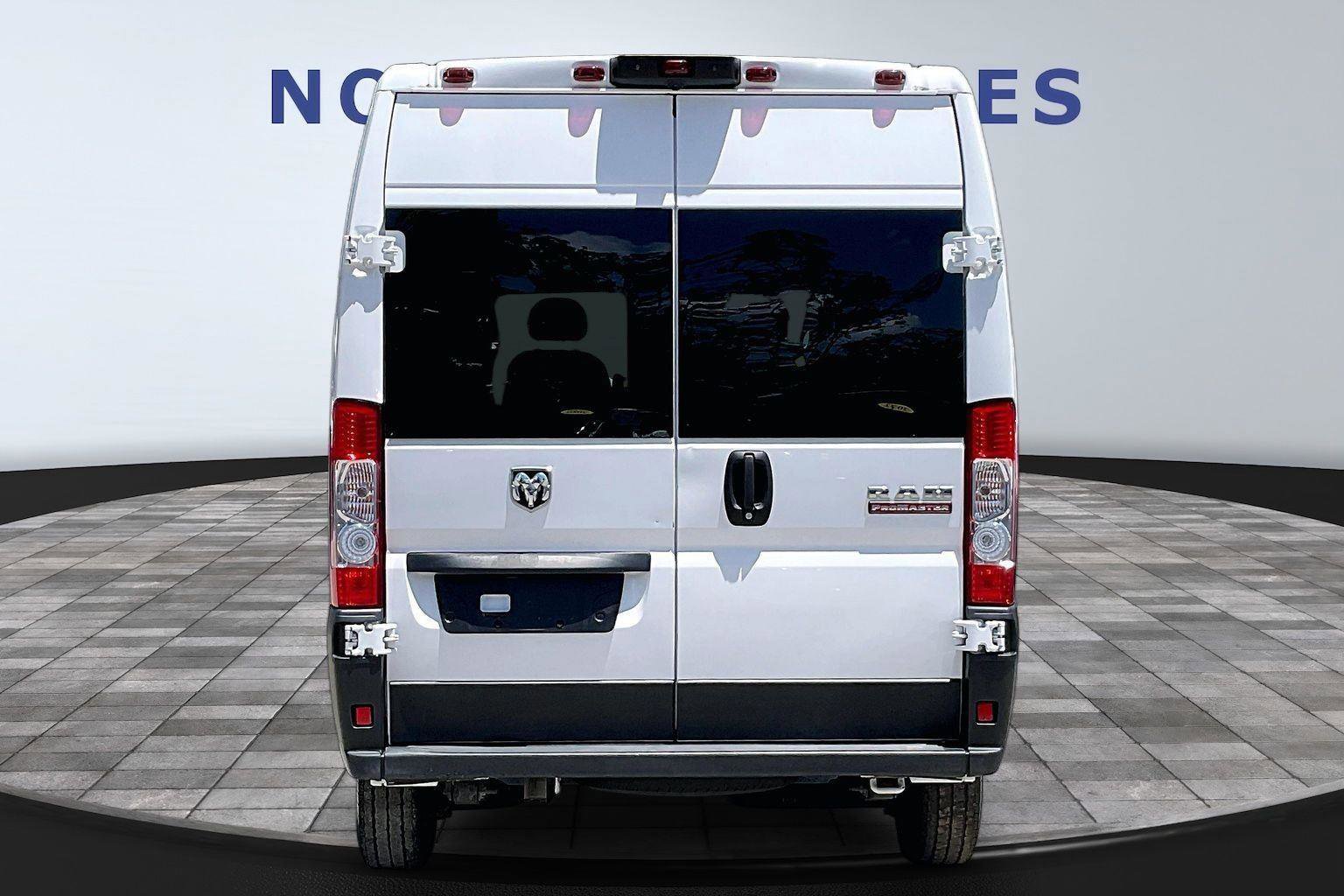 Used 2021 RAM ProMaster 2500 FWD image 5