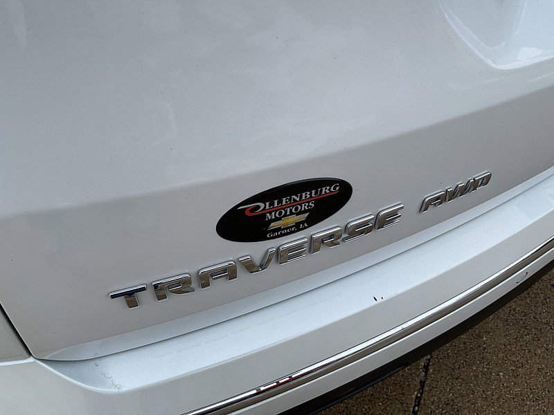 Used 2023 Chevrolet Traverse Premier image 9