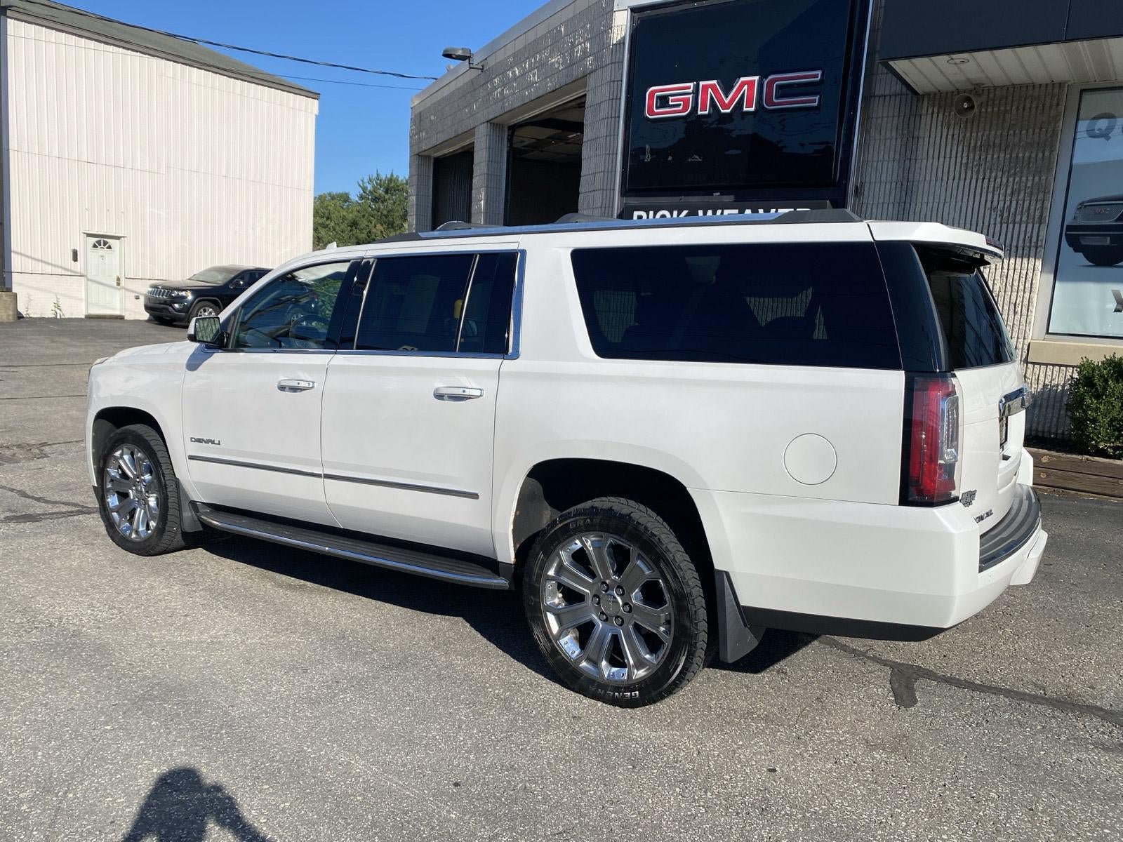 Used 2017 GMC Yukon XL Denali w/ Open Road Package AWD/4WD image 3