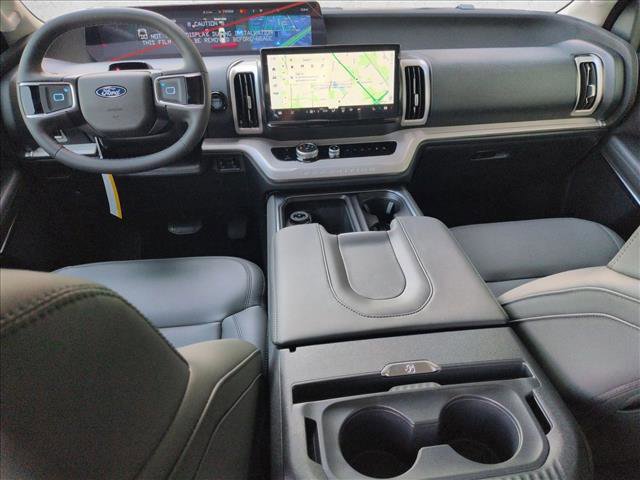 New 2026 Ford Expedition Active image 15