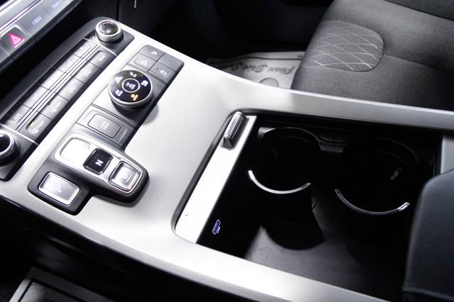 Used 2022 Hyundai Palisade SE image 28