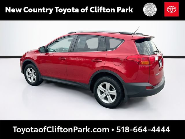 Used 2014 Toyota RAV4 XLE AWD/4WD image 5