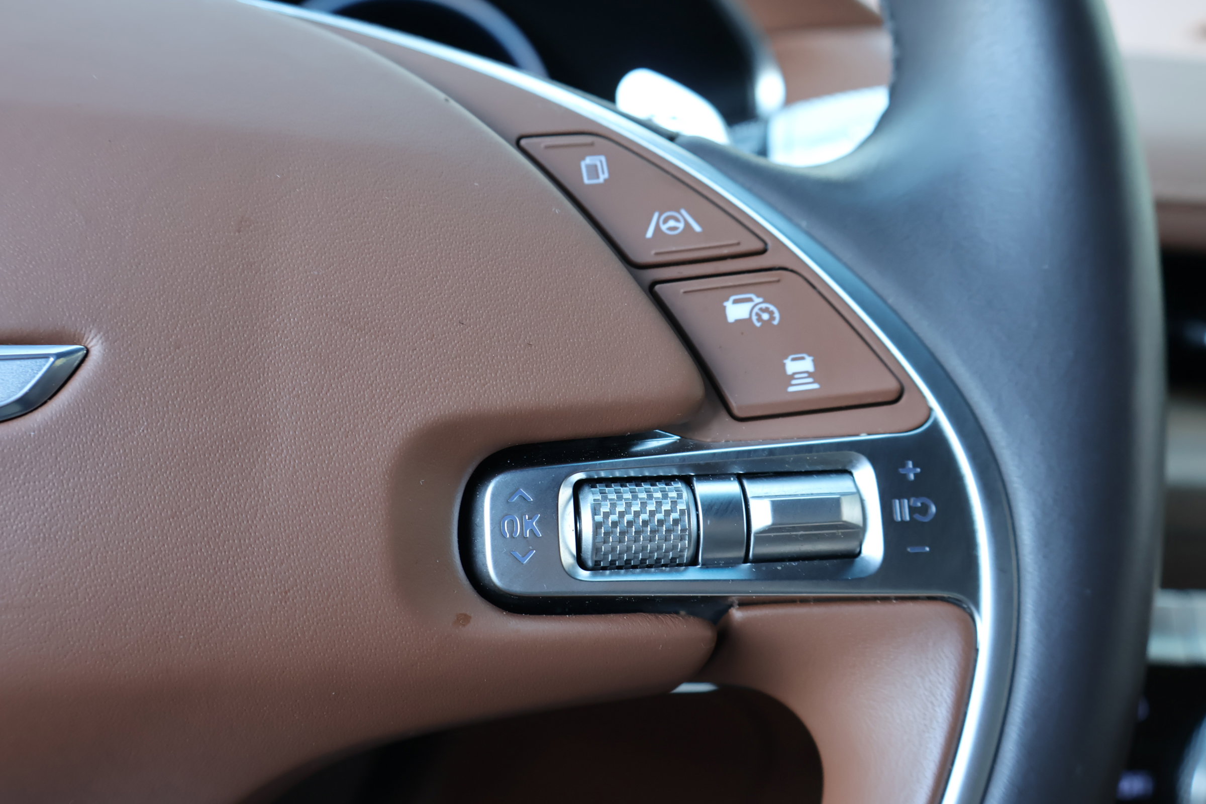 Used 2024 Genesis G80 w/ Prestige Package image 23