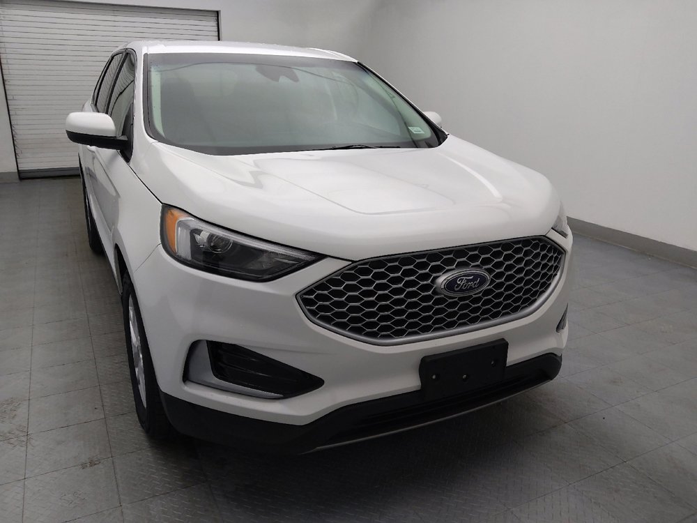 Used 2024 Ford Edge SEL image 14