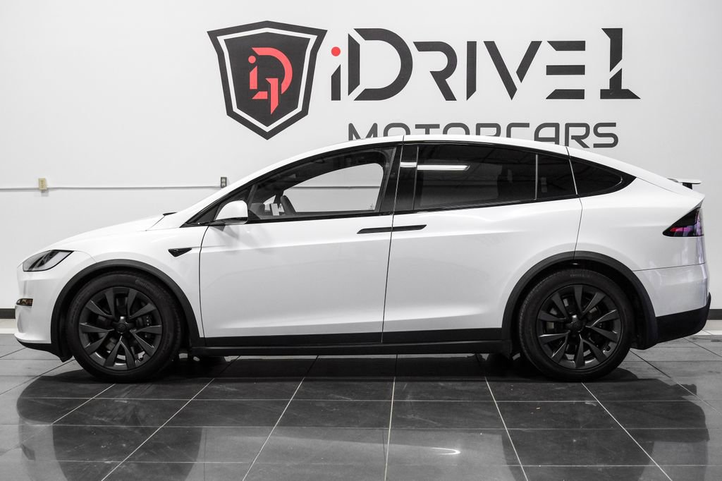 Used 2023 Tesla Model X image 16