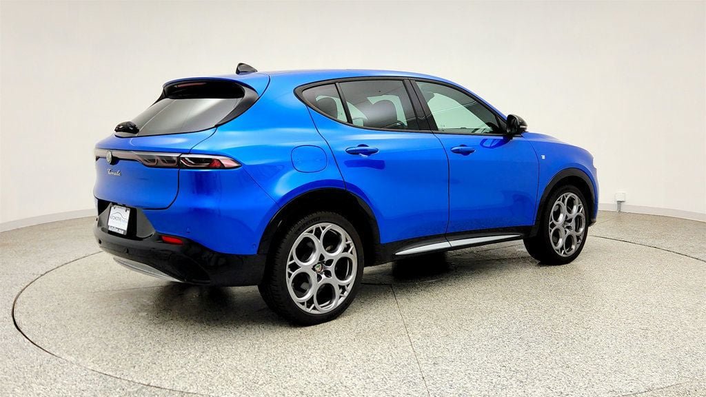 Used 2024 Alfa Romeo Tonale Ti AWD/4WD image 5