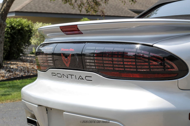 Used 1997 Pontiac Firebird Trans Am RWD image 50