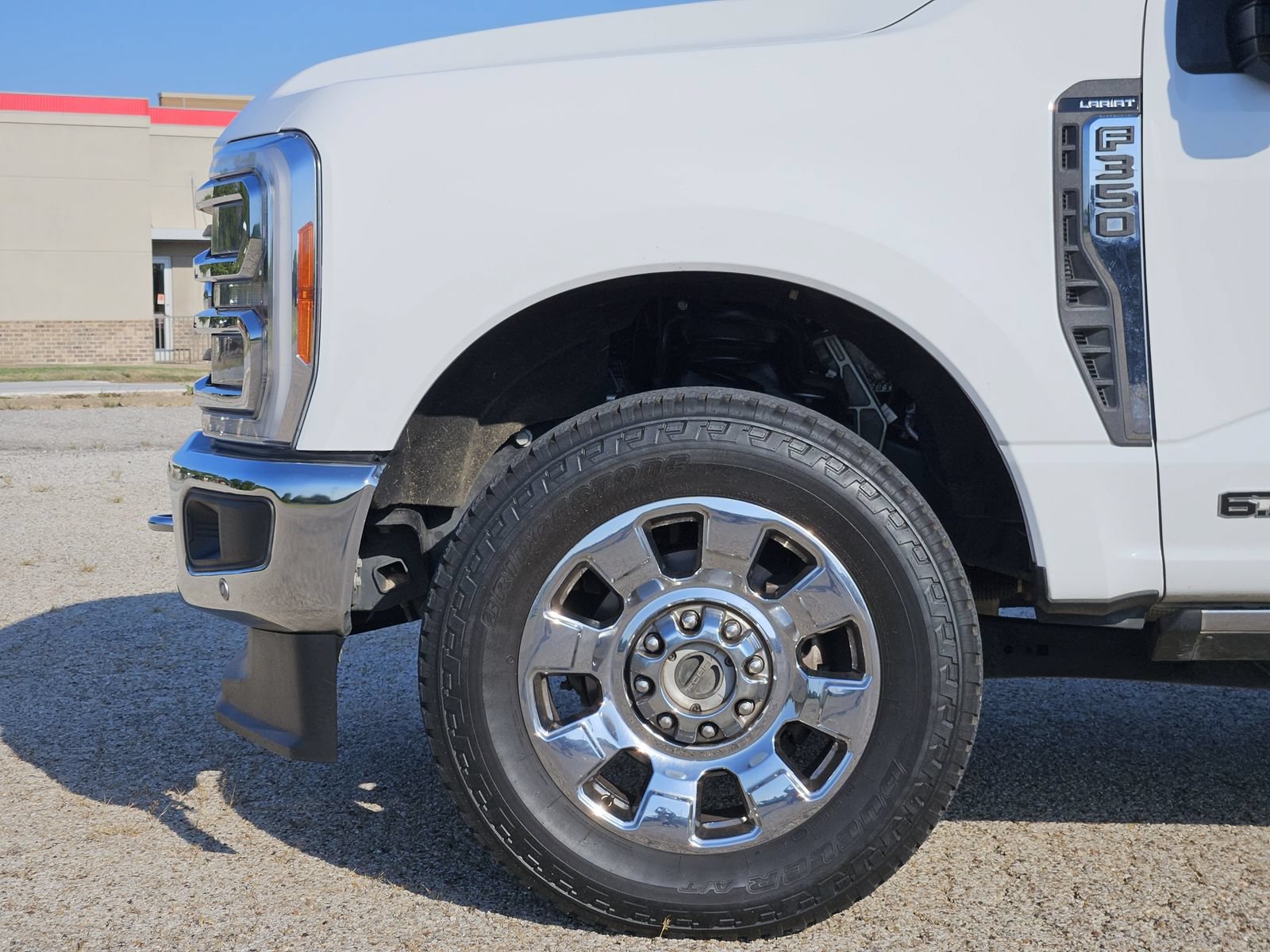 Used 2023 Ford F350 Lariat w/ Lariat Ultimate Package AWD/4WD image 12