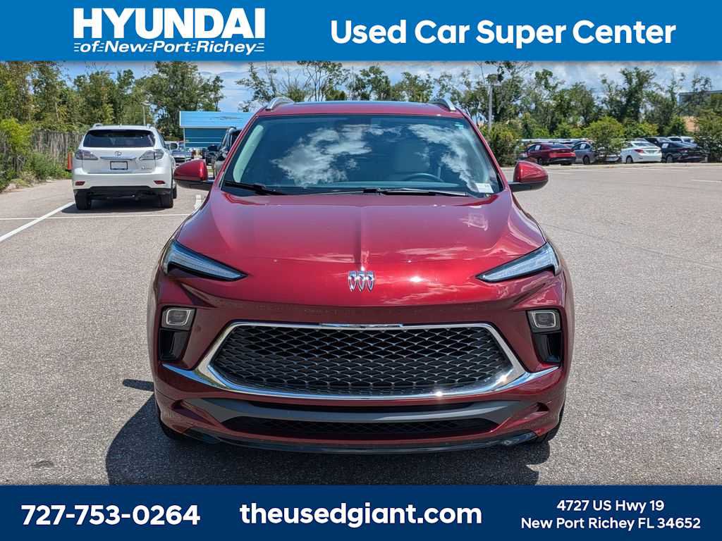 Used 2024 Buick Encore GX Avenir w/ Avenir Convenience Package AWD/4WD image 8