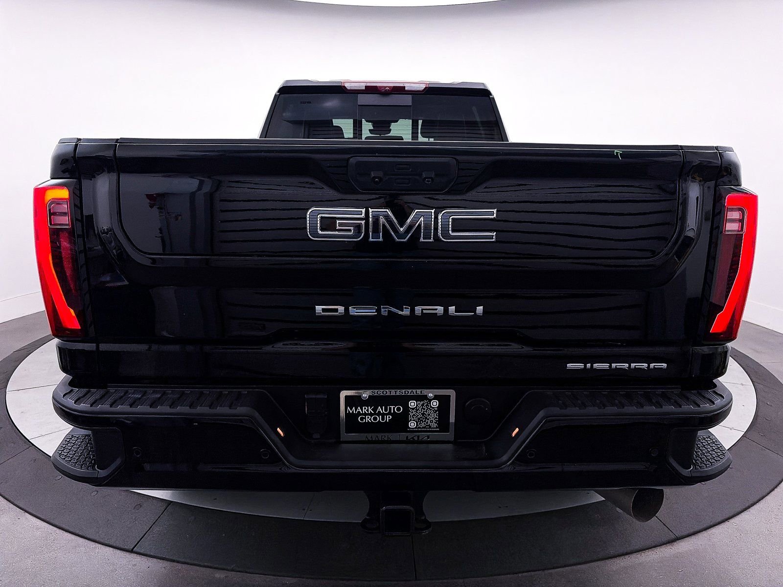 Used 2024 GMC Sierra 2500 Denali Ultimate image 17