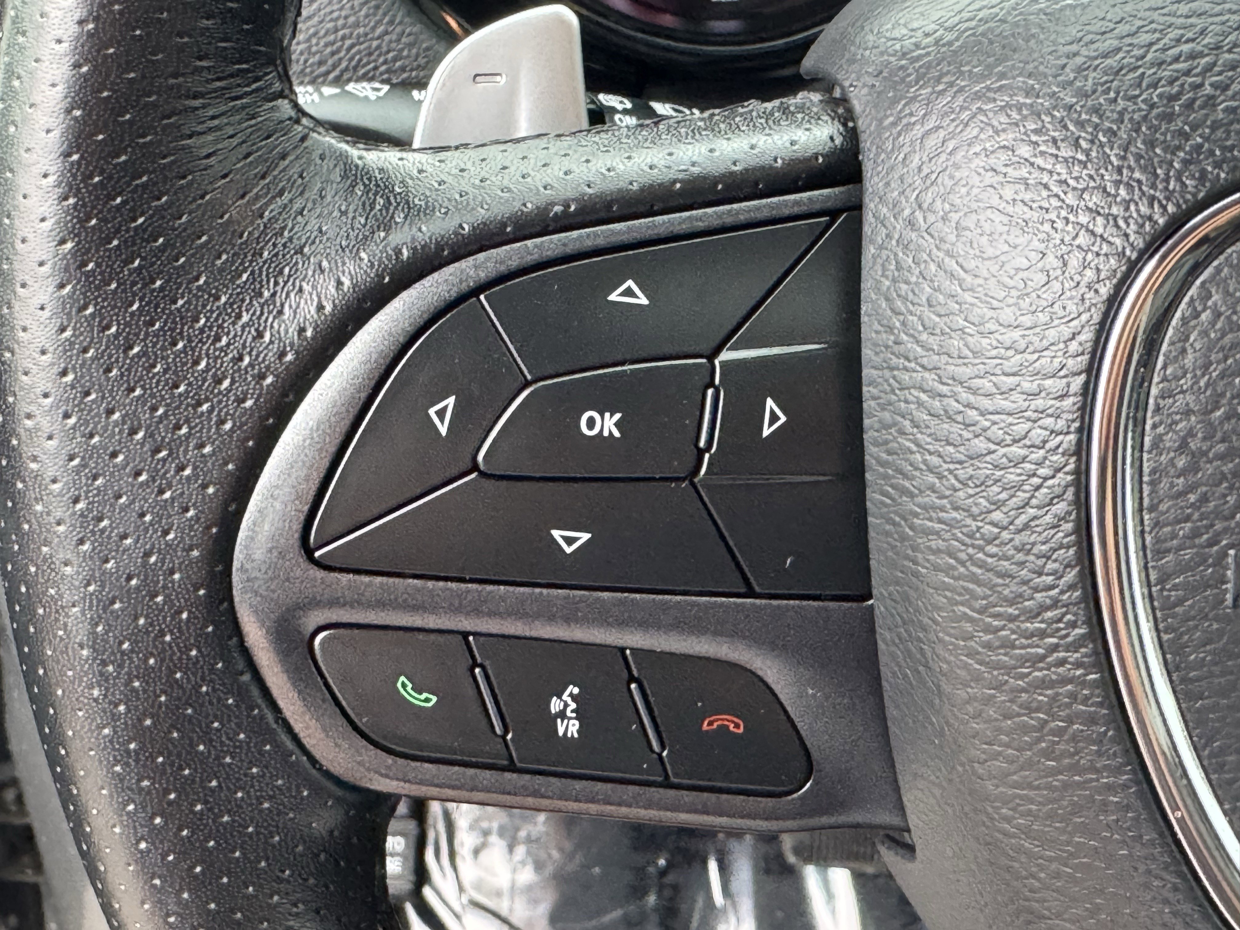 Used 2025 Dodge Durango GT AWD/4WD image 24