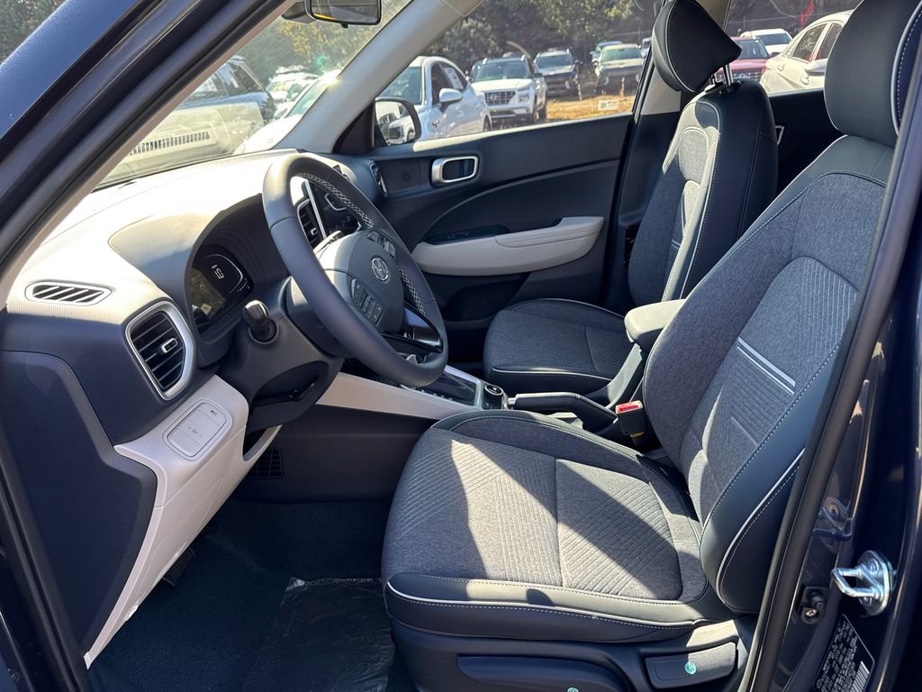 New 2026 Hyundai Venue SEL image 9