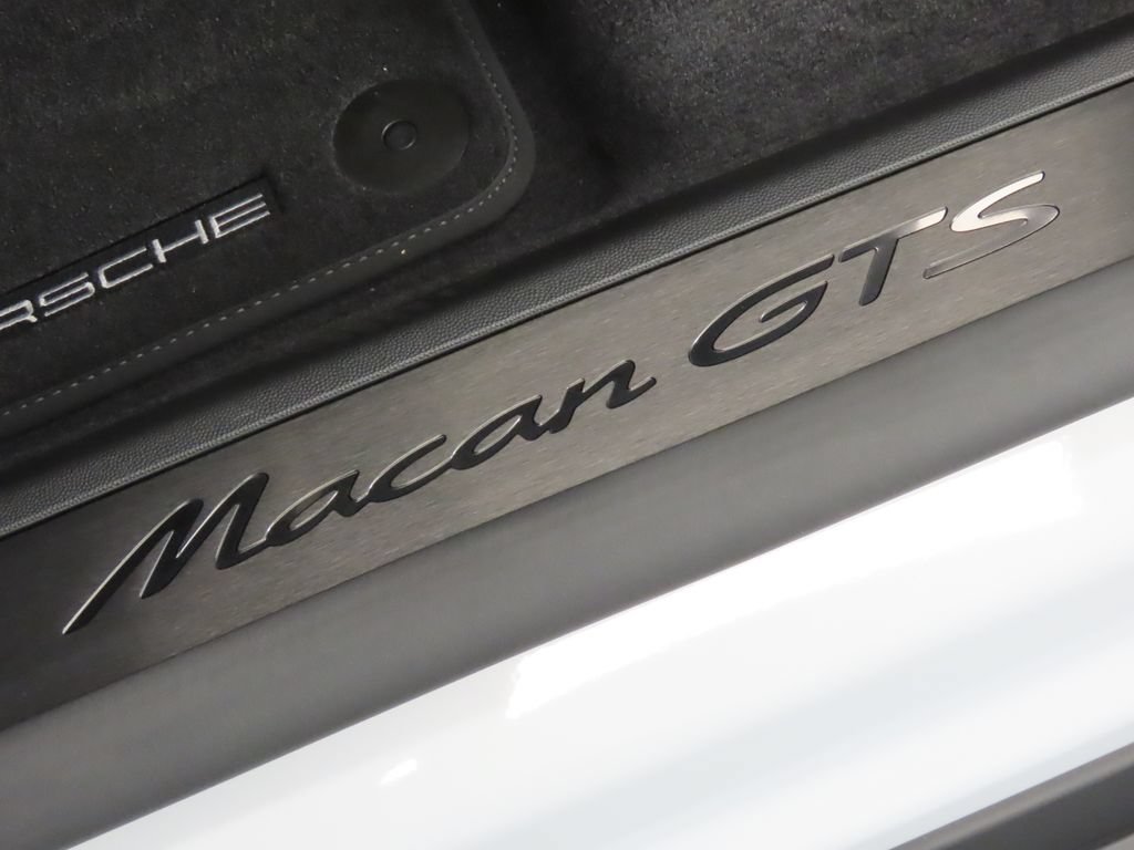New 2026 Porsche Macan GTS Electric AWD/4WD image 44
