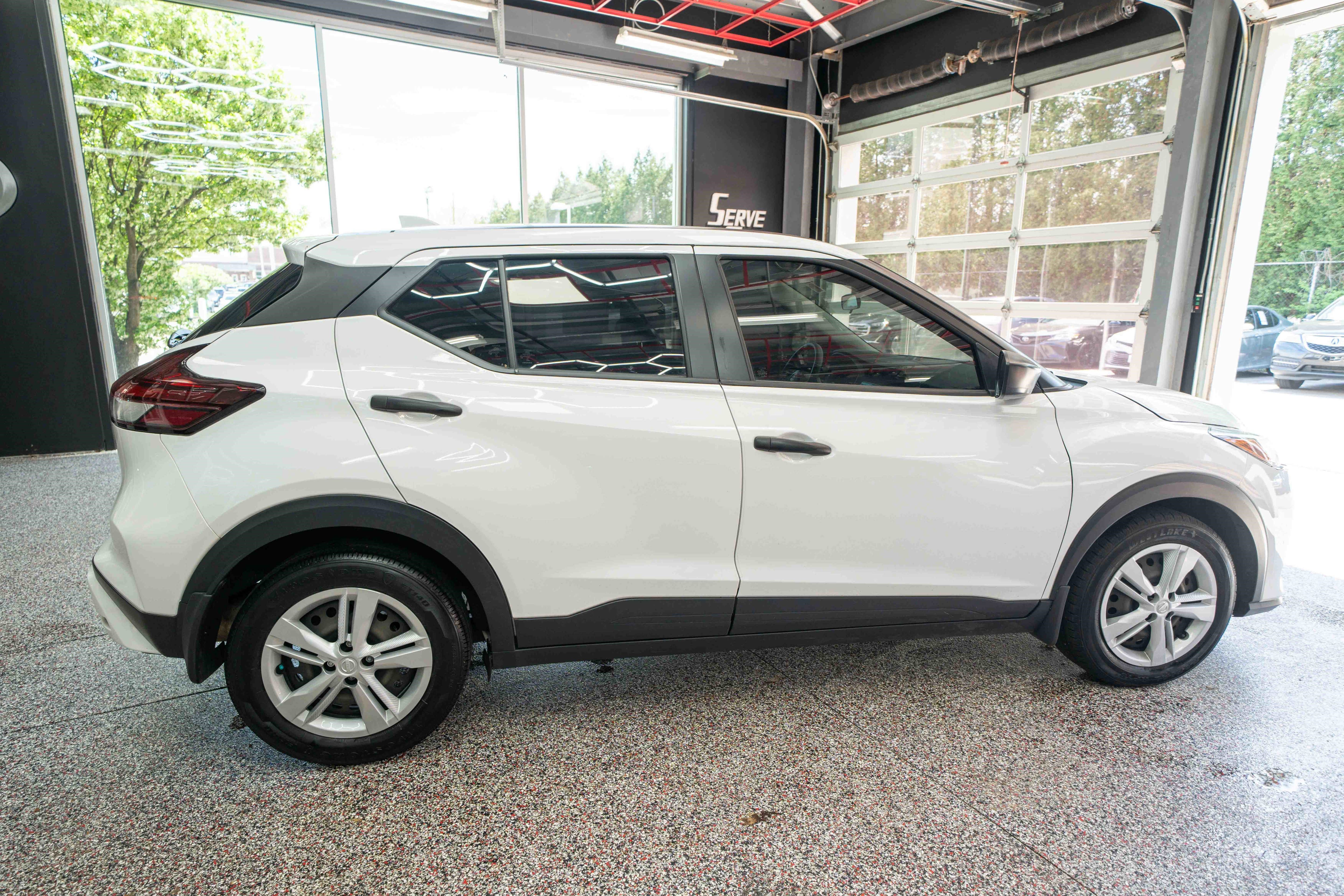 Used 2023 Nissan Kicks S image 4