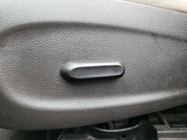 Used 2013 Chevrolet Cruze LT image 16