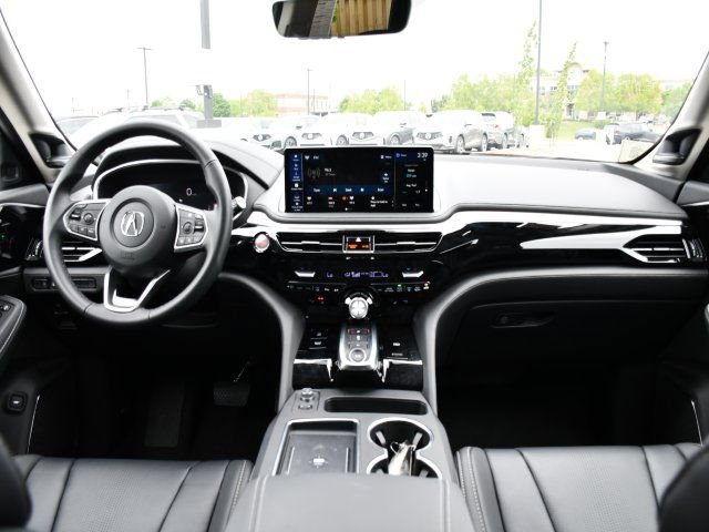 Certified 2026 Acura MDX FWD w/ Technology Package image 17