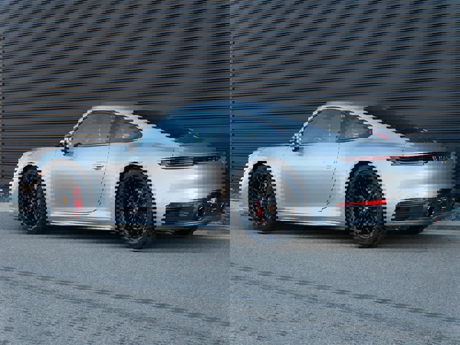 Used 2020 Porsche 911 GT3 RS image 3