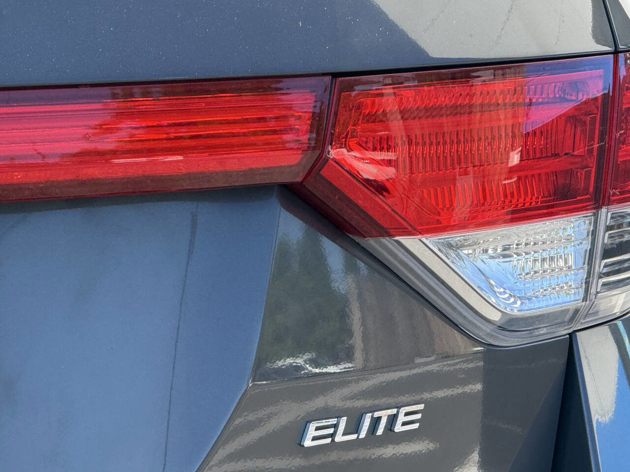 Used 2014 Honda Odyssey Touring Elite image 29