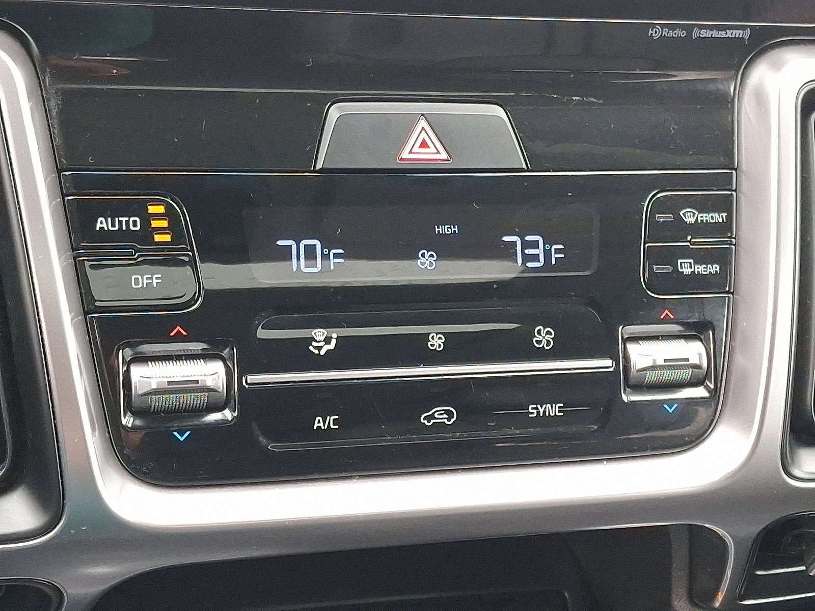 Used 2023 Kia Sorento X-Line EX image 18