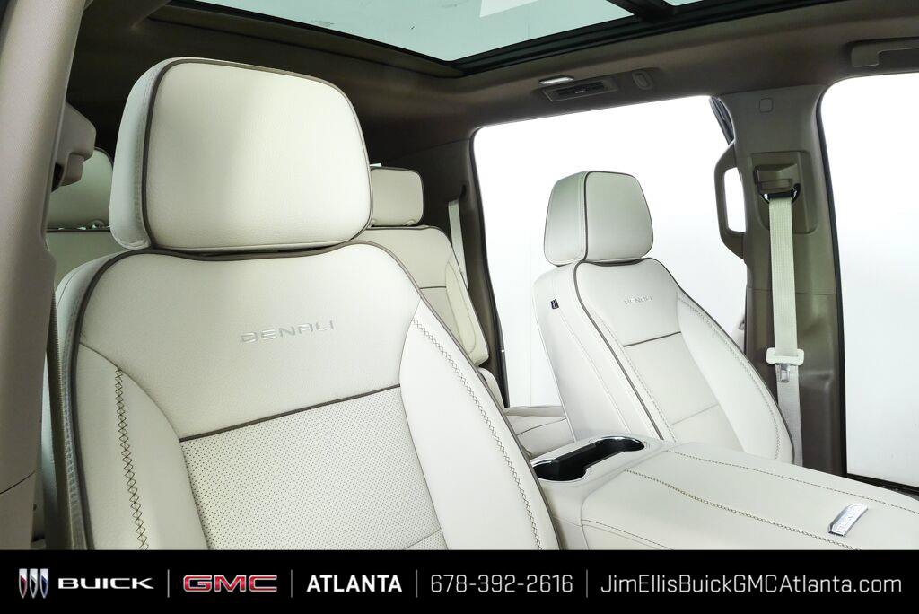 New 2026 GMC Yukon XL Denali w/ Sun & Power Step Package AWD/4WD image 33