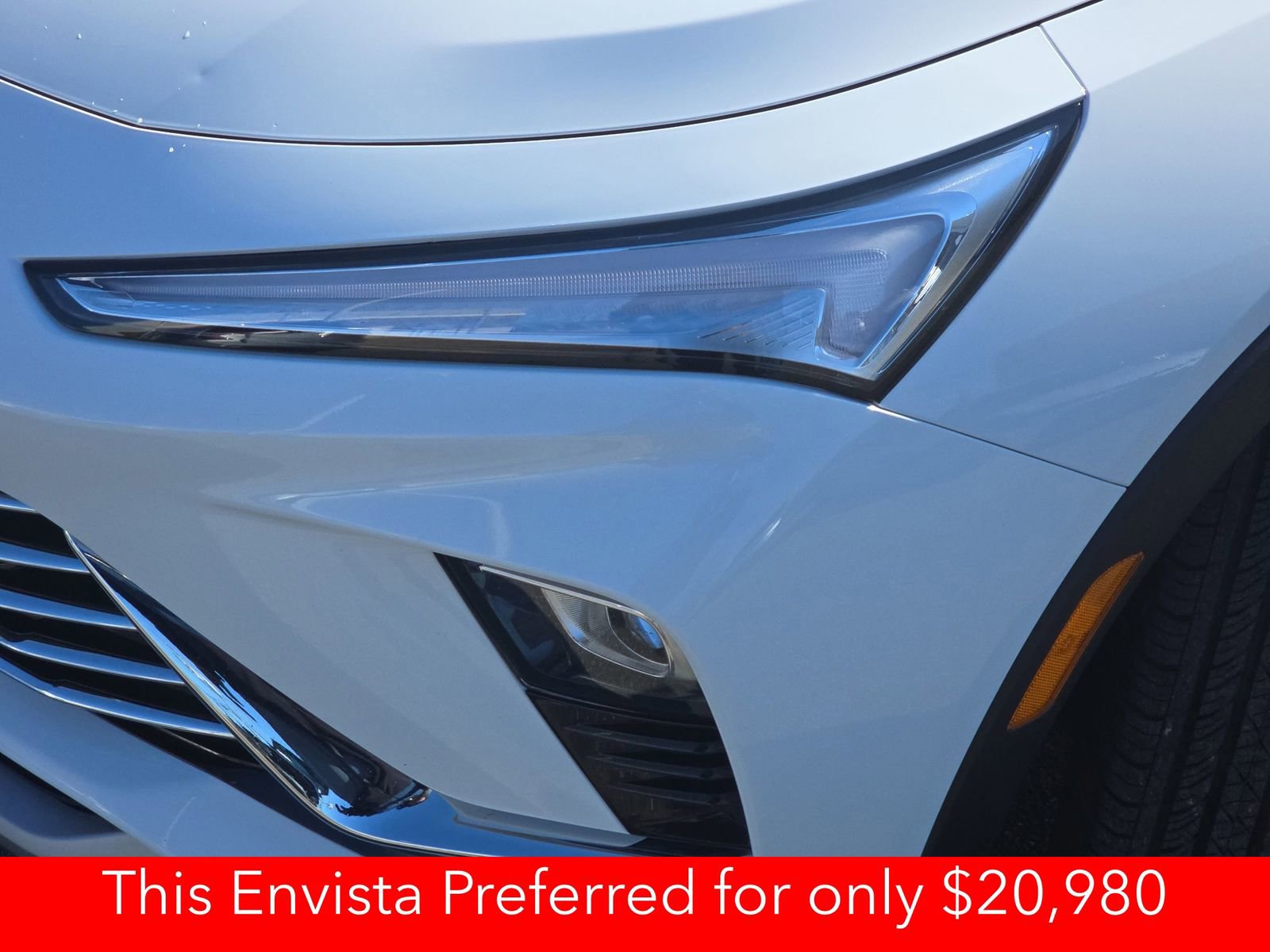 Used 2025 Buick Envista Preferred image 36