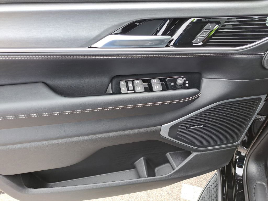 New 2026 Jeep Grand Wagoneer Limited image 21