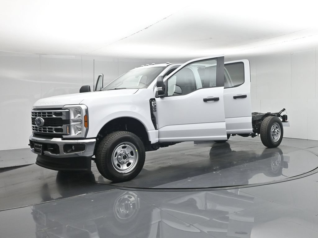 New 2026 Ford F350 XL w/ XL Chrome Package AWD/4WD image 26
