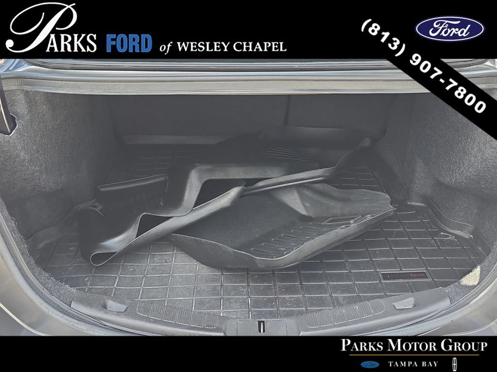 Used 2016 Ford Fusion SE w/ Equipment Group 202A AWD/4WD image 8