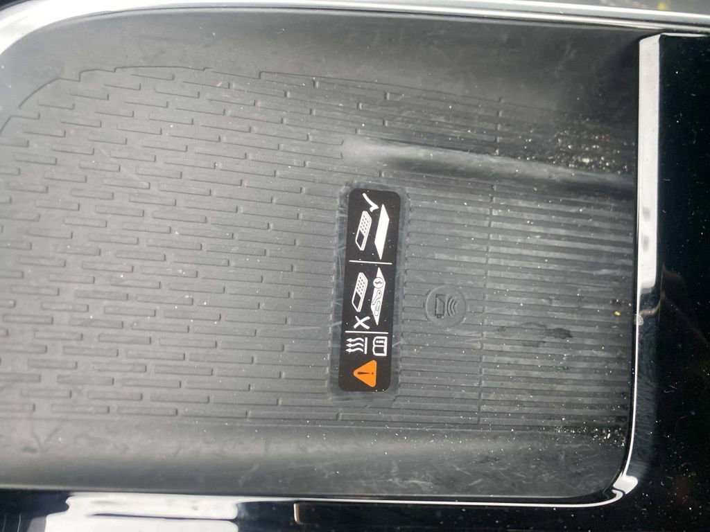 Used 2025 Buick Enclave Preferred image 28