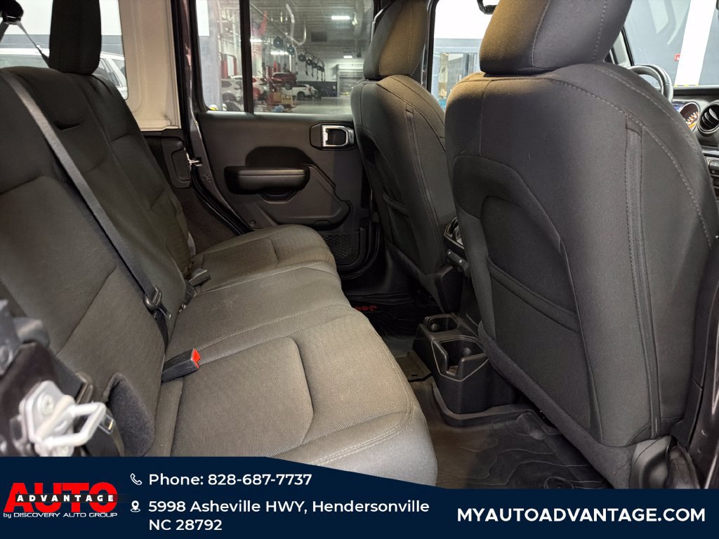 Used 2019 Jeep Wrangler Unlimited Sport S AWD/4WD image 32