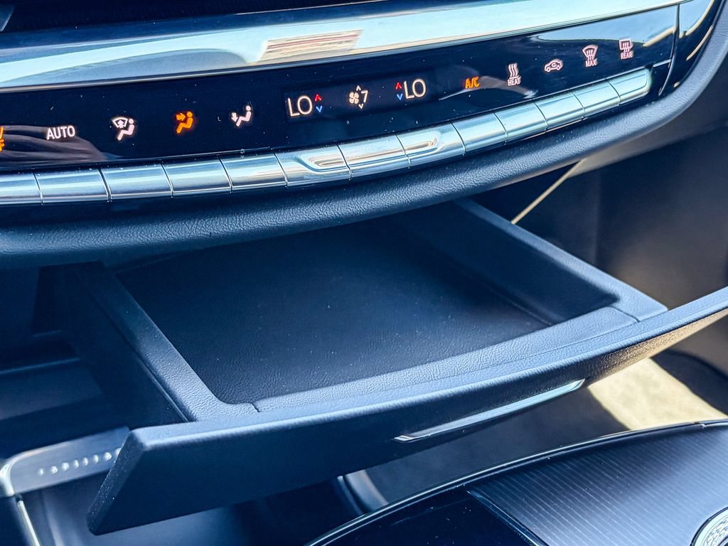 Certified 2024 Cadillac Lyriq Luxury RWD image 23
