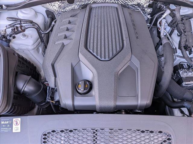 New 2025 Porsche Macan image 28