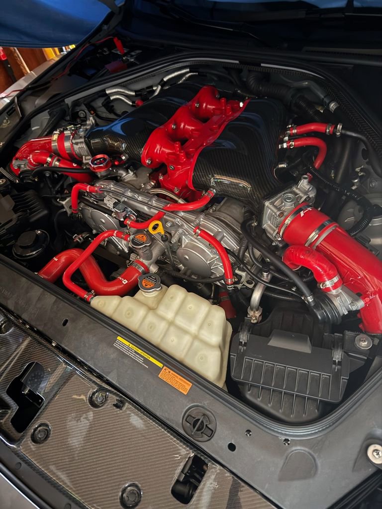 Used 2013 Nissan GT-R Premium AWD/4WD image 1