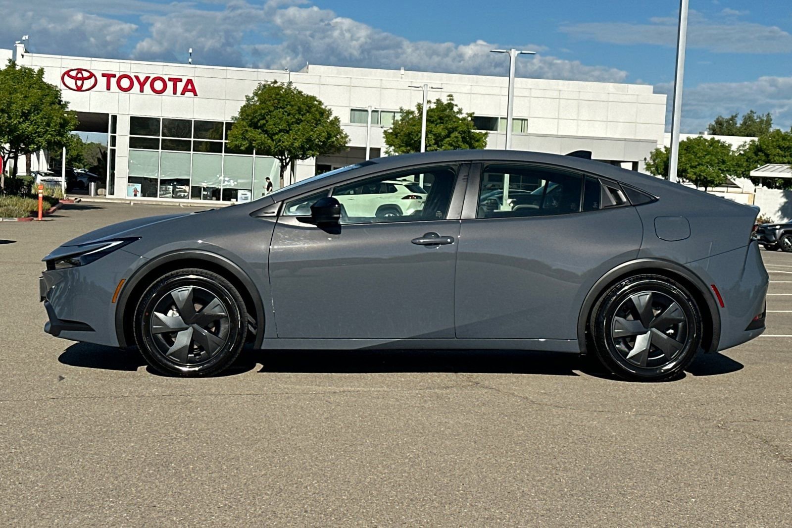 Certified 2026 Toyota Prius LE image 8