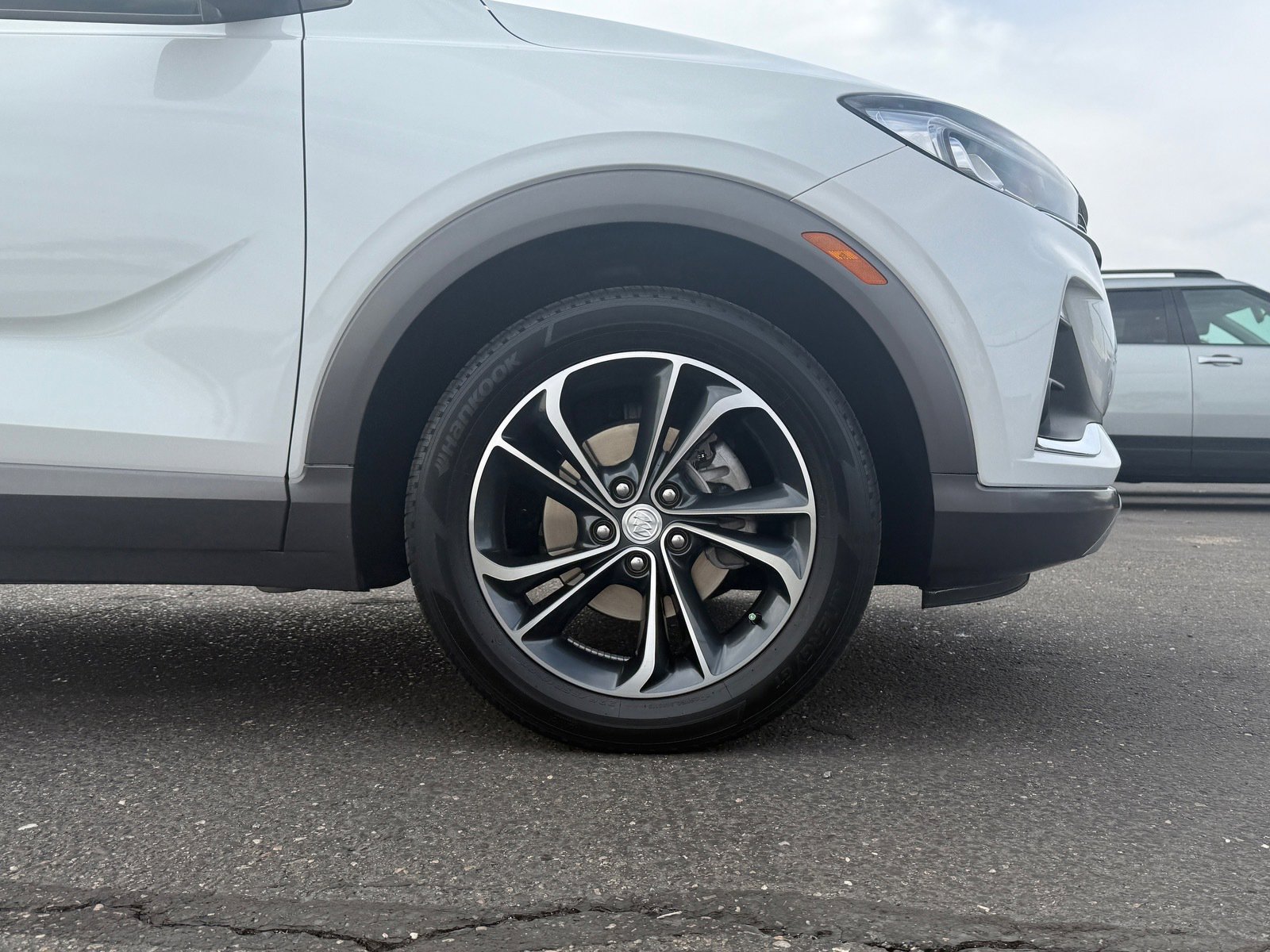 Used 2020 Buick Encore GX Essence w/ Advanced Technology Package image 9