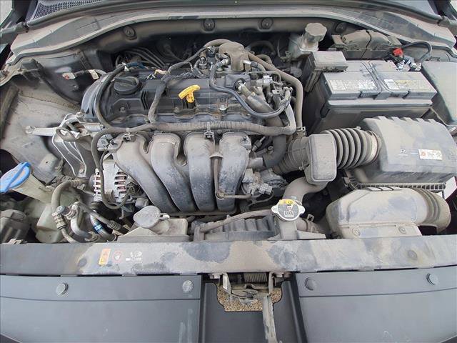 Used 2019 Hyundai Elantra GT image 14