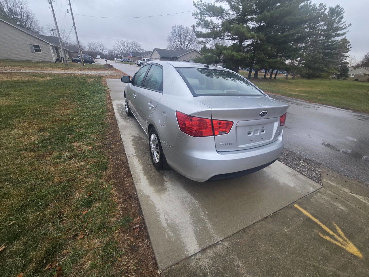 Used 2013 Kia Forte EX image 8