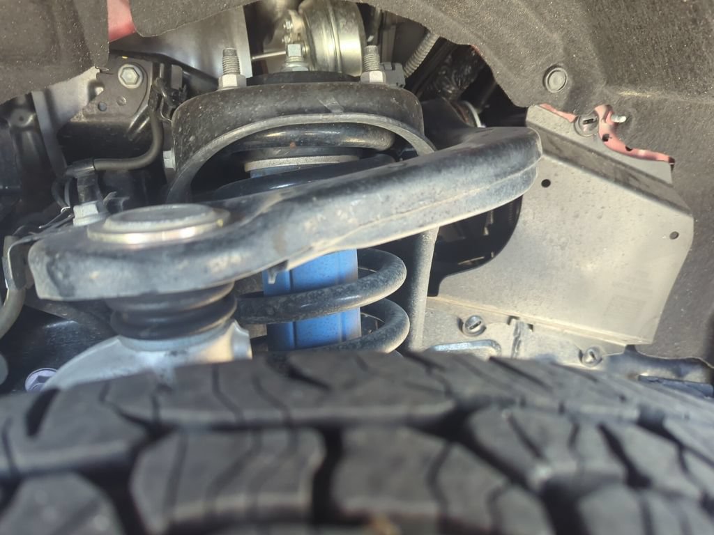 Used 2025 Toyota Tacoma TRD Off-Road AWD/4WD image 15