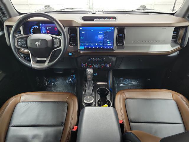 Used 2023 Ford Bronco Outer Banks image 11