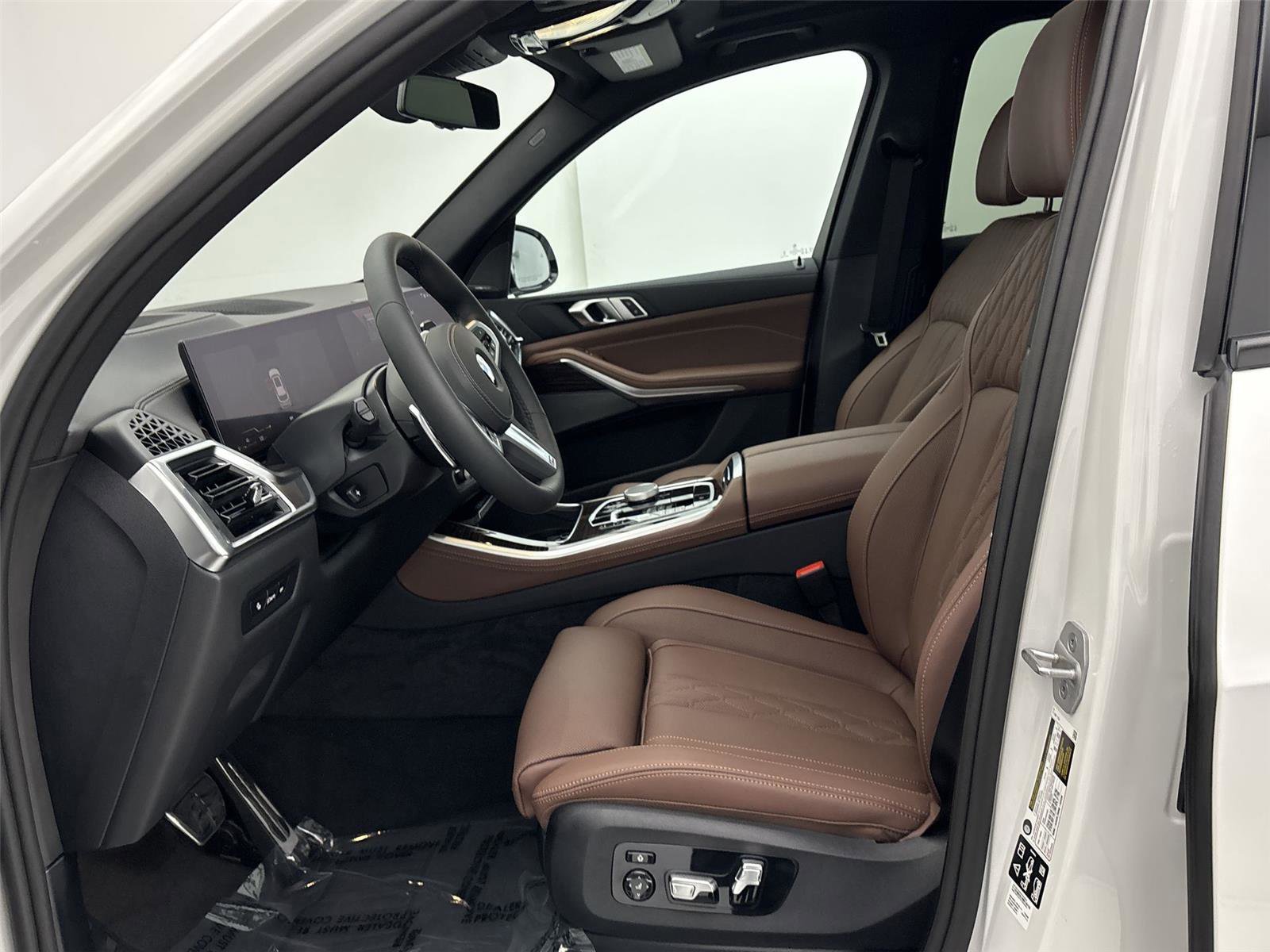 New 2026 BMW X5 xDrive40i w/ M Sport Package image 25